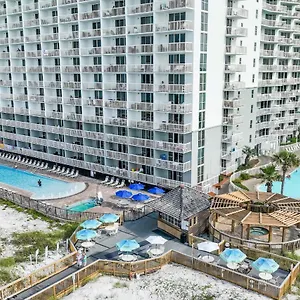 Pelican Apartment